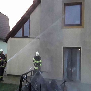 Obrázek článku: Požár vířivky zaměstnal hasiče v Hranicích