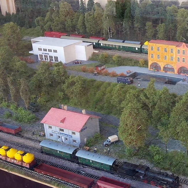 Obrázek článku: Na Masarykově náměstí vyrostla železnice