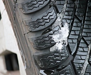 Obrázek článku: Řidičům začala povinnost přezout na zimní pneumatiky