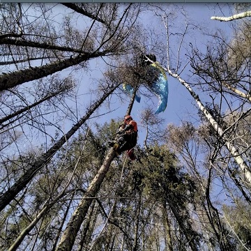 Obrázek článku: Paraglidista měl štěstí v neštěstí...